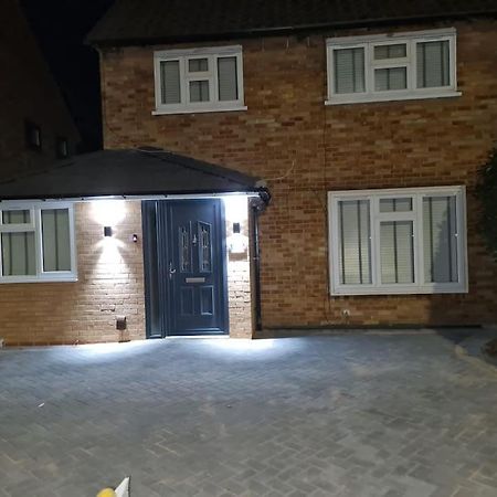 Elm Park Cheerful 4-Bedroom Holiday Home Hornchurch Kültér fotó